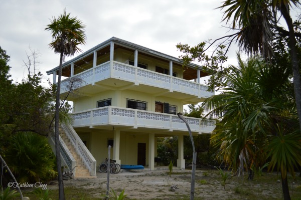Selecting Vacation Accommodations Caye Caulker Belize