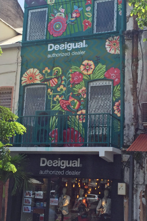 Desigual store front