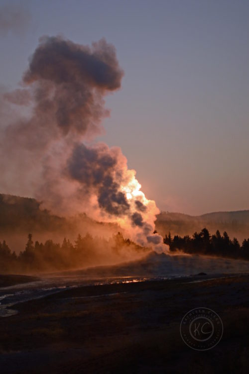 Yellowstone National Park Visitors Guide Old Faithful Sunrise