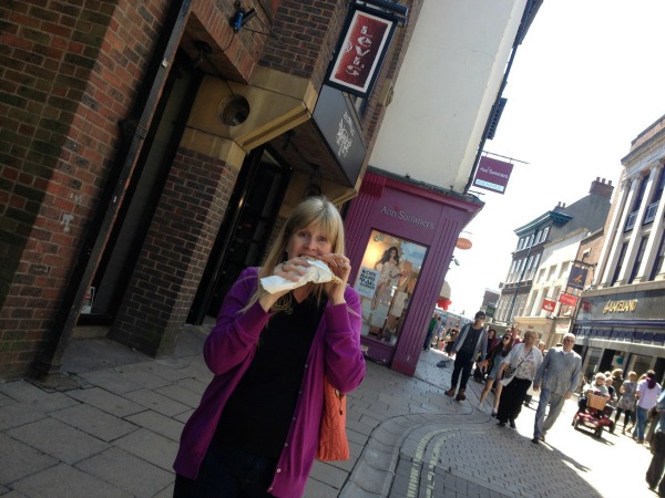 3 Days in York England #England #York #CityStreets #PebblePirouette www.pebblepirouettelcom