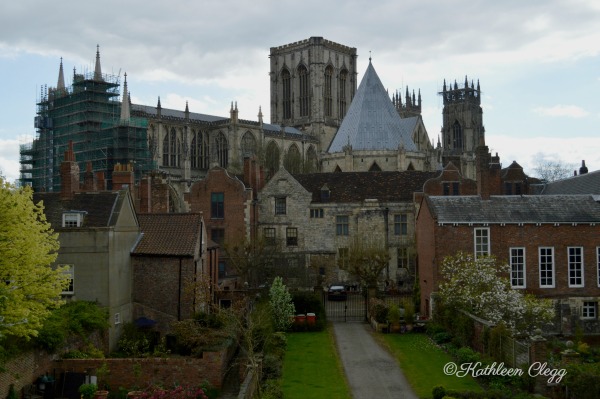 3 Days in York England #England #York #CityStreets #PebblePirouette www.pebblepirouettelcom